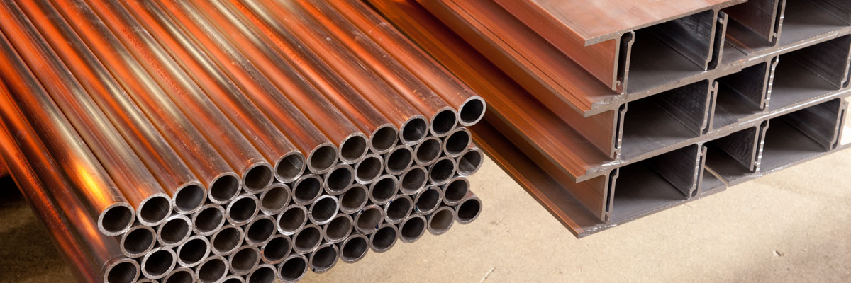 Homepage banner promoting standard and custom aluminum extrusions.