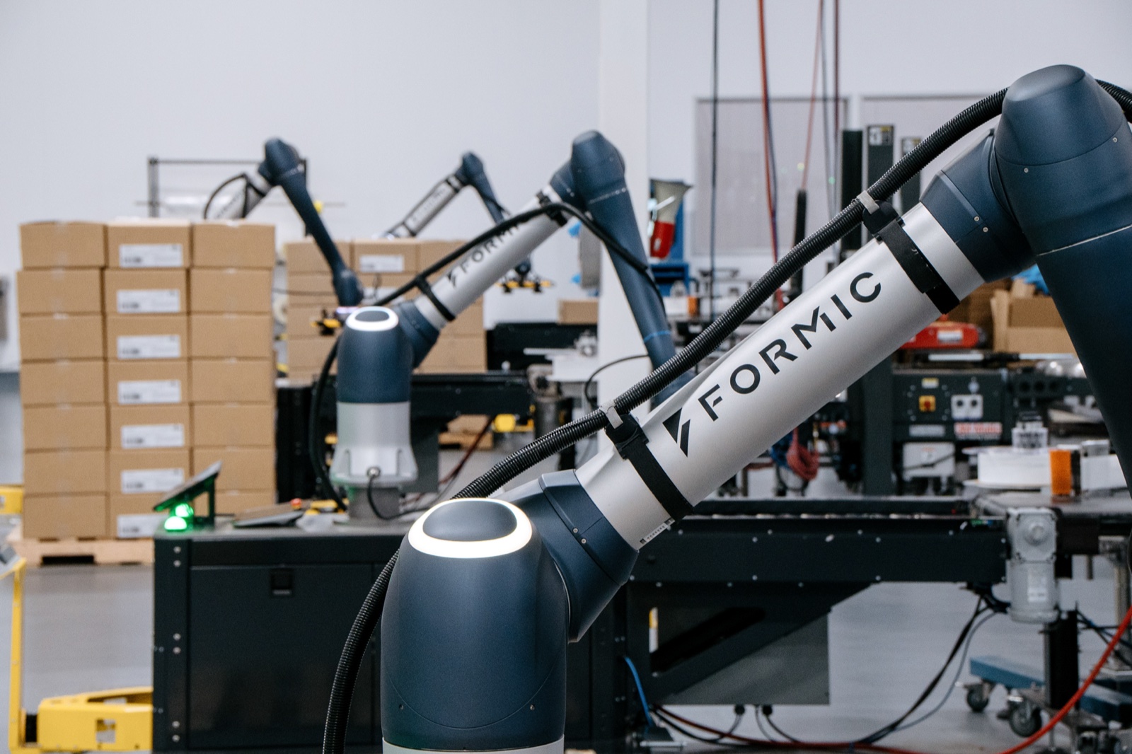 Formic robotic automation cells